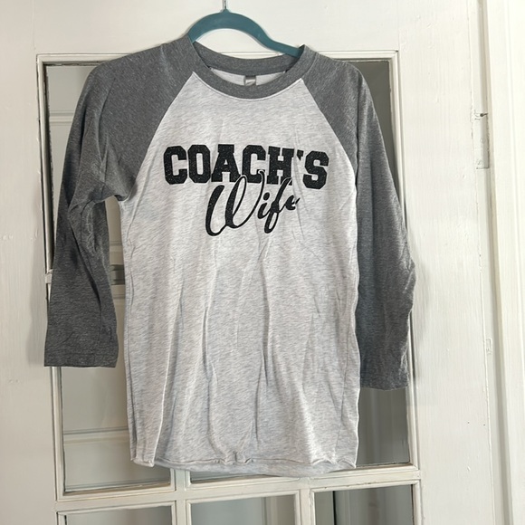 Coach’s wife tee - Picture 2 of 3